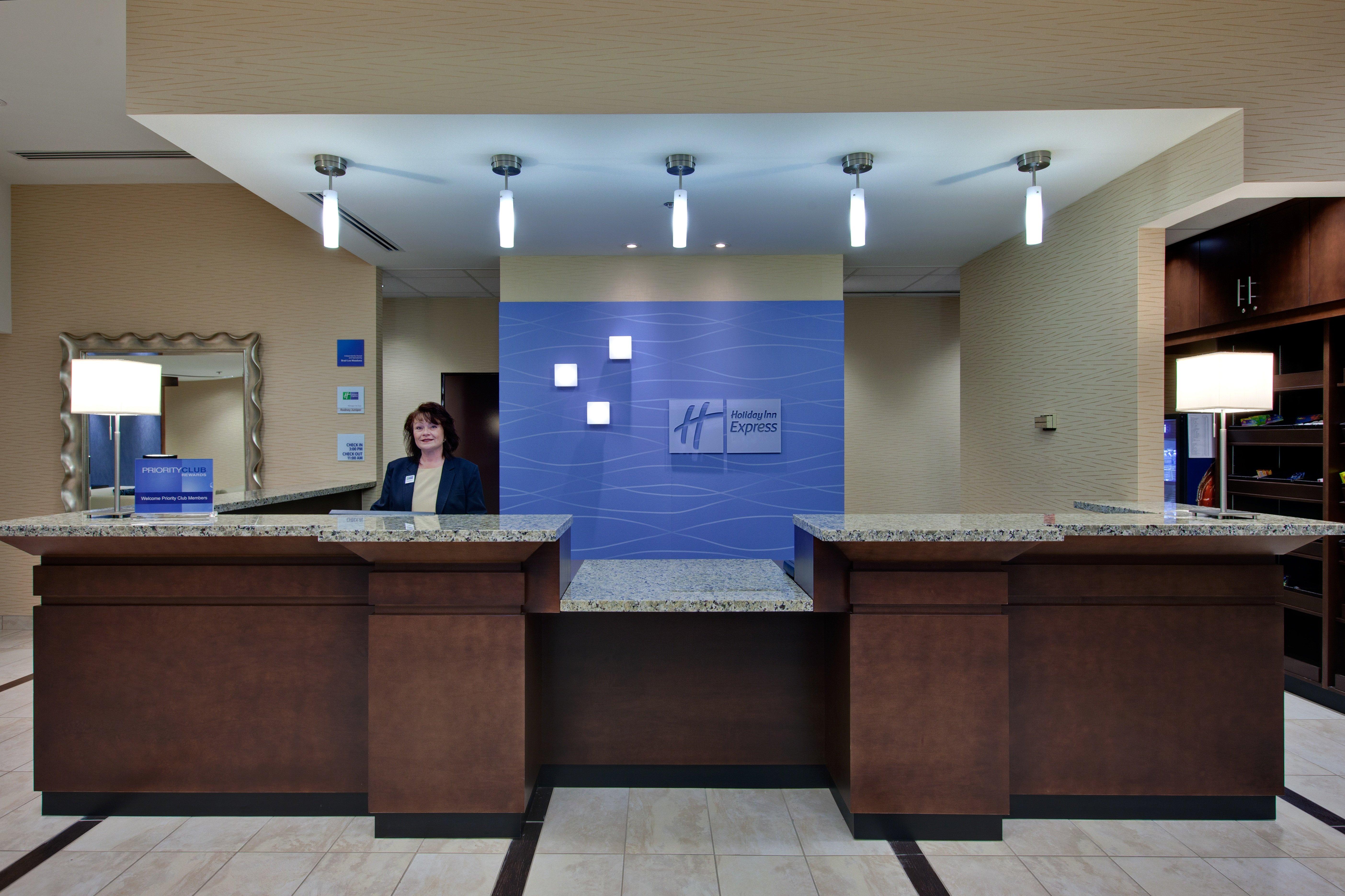 Holiday Inn Express Hotel & Suites Chatham South By Ihg Chatham-Kent Exterior foto